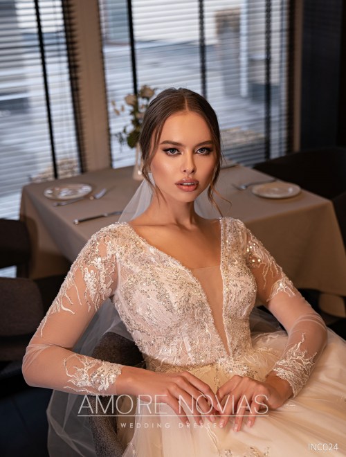 https://amore-novias.com/images/stories/virtuemart/product/INC024       (2).jpg